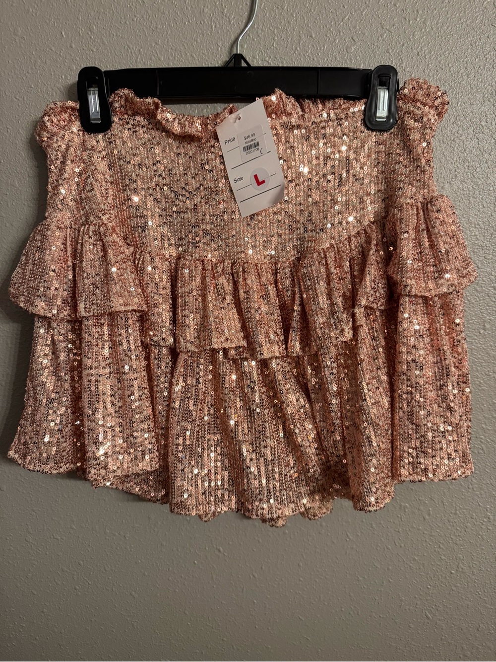 Sequin Off Skort for ladies size large by Main Trio